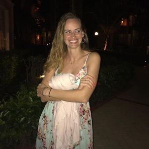 Meet your Posher, Meli